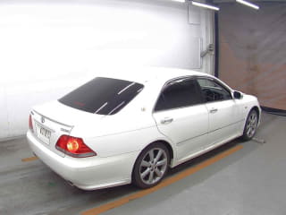 2004 TOYOTA Crown