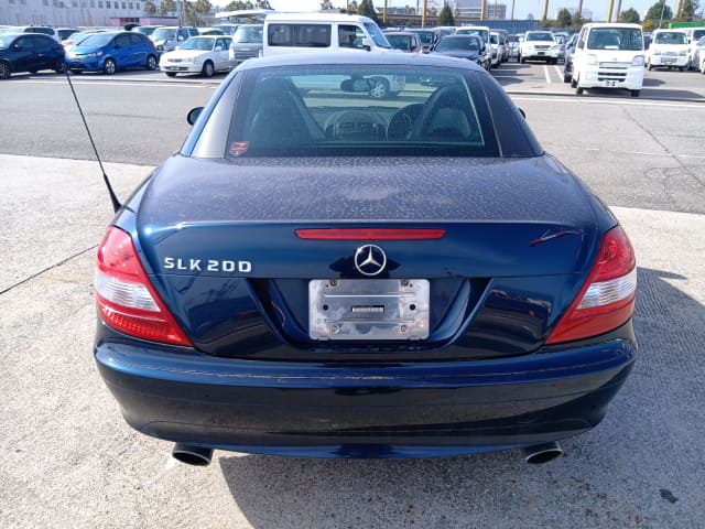 2006 MERCEDES-BENZ SLK