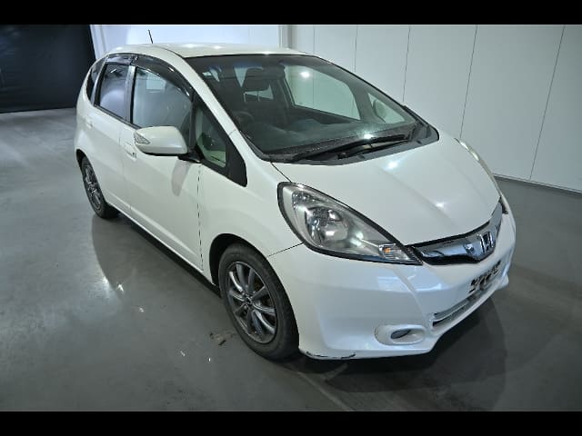 2011 HONDA Fit