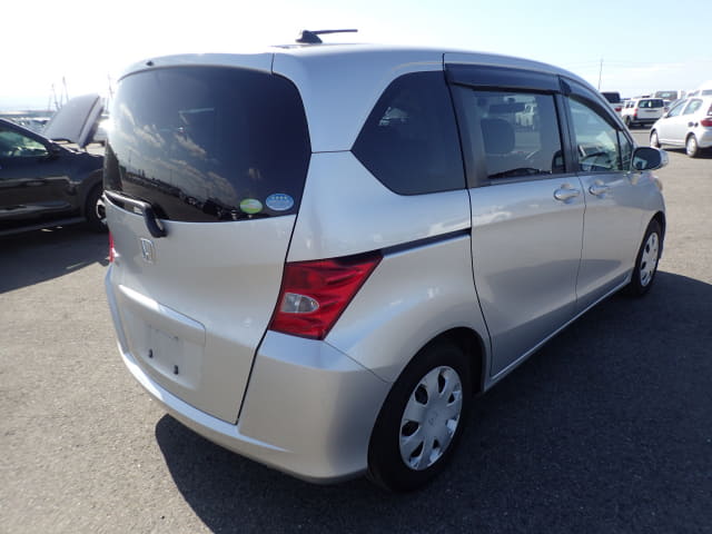2009 HONDA Freed