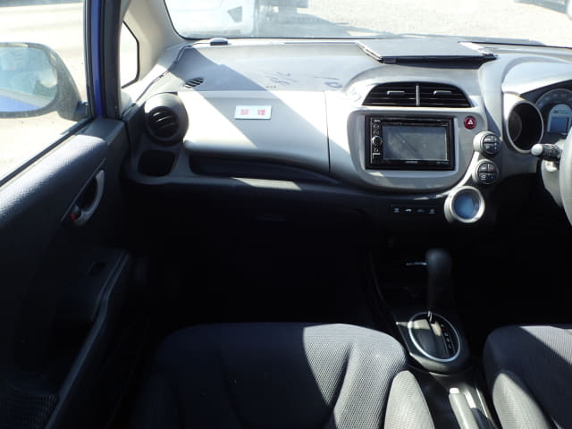 2011 HONDA Fit Hybrid