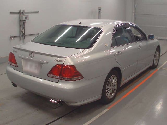 2005 TOYOTA Crown