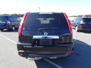 2010 NISSAN X-Trail