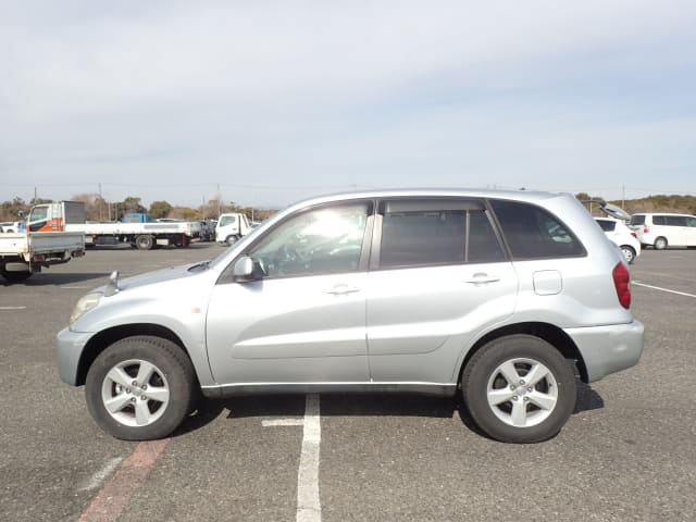 2005 TOYOTA RAV4