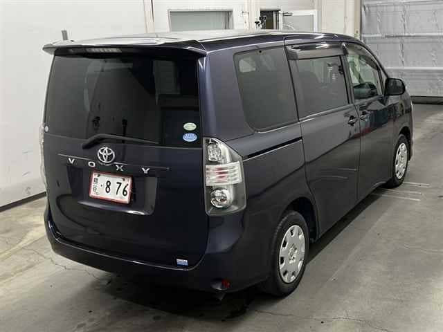 2009 TOYOTA Voxy