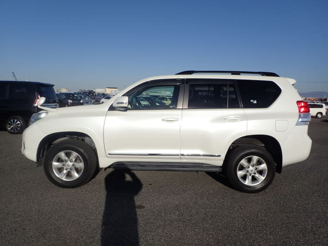 2010 TOYOTA Land Cruiser Prado
