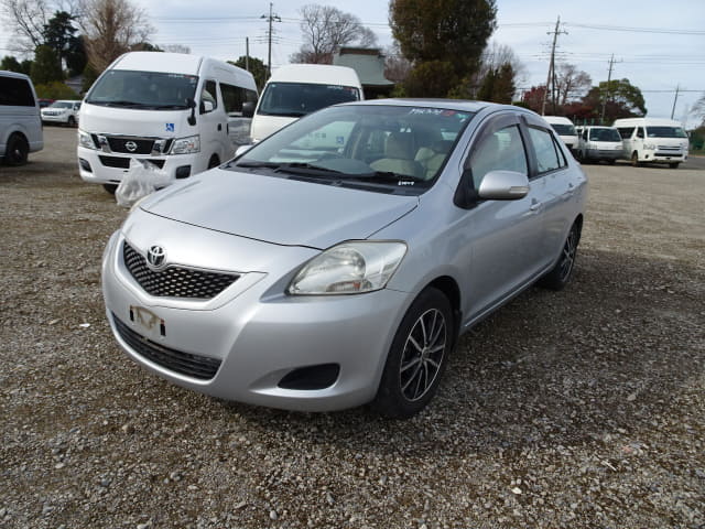 2009 TOYOTA Belta