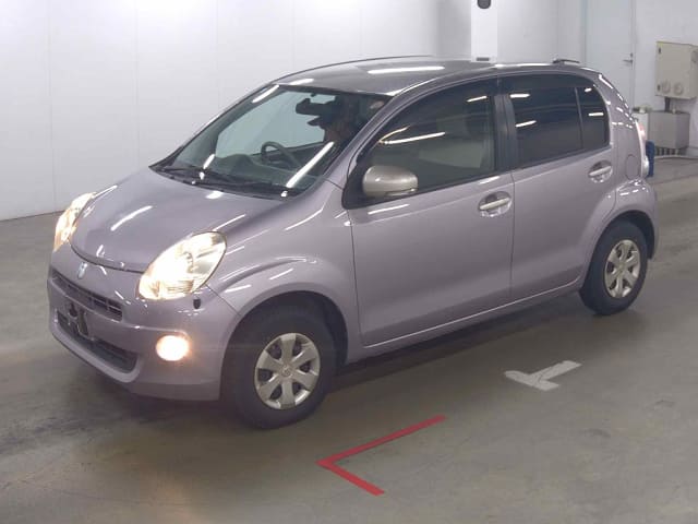 TOYOTA Passo