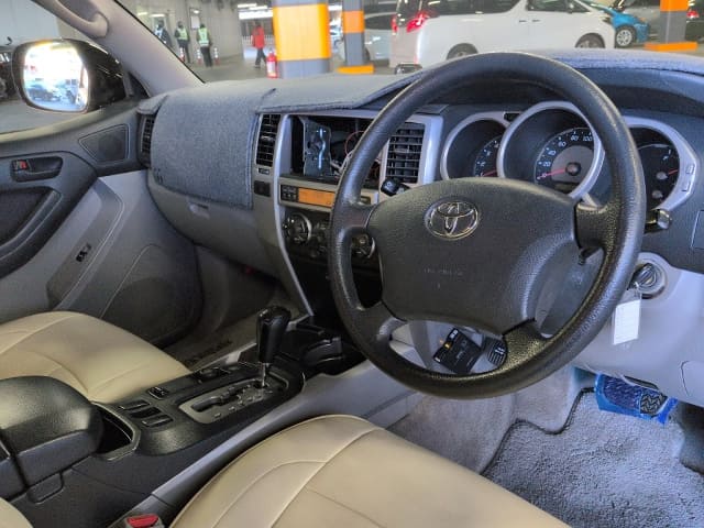 2003 TOYOTA Hilux Surf