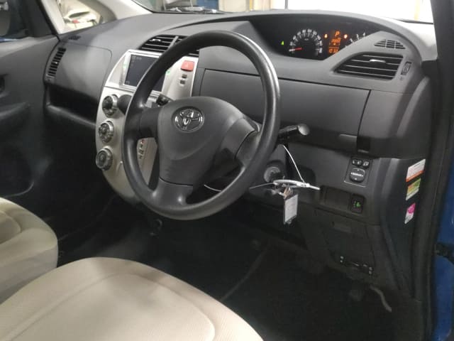 2009 TOYOTA Ractis