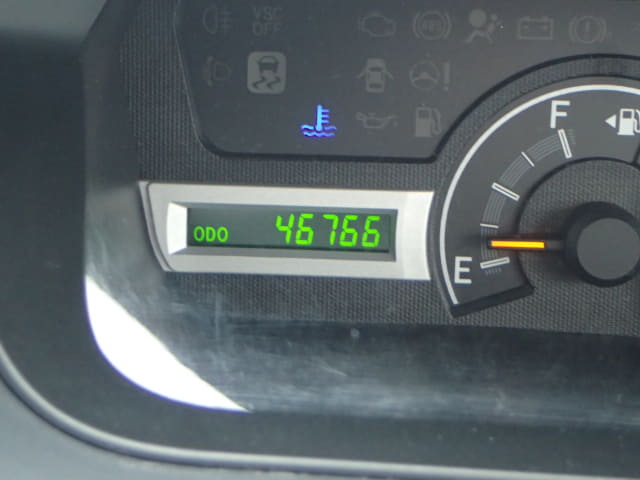 TOYOTA Voxy thumbnail 35