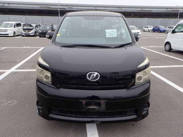 TOYOTA Voxy thumbnail 60