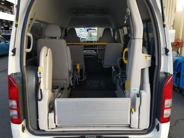 2008 TOYOTA Regiusace Van