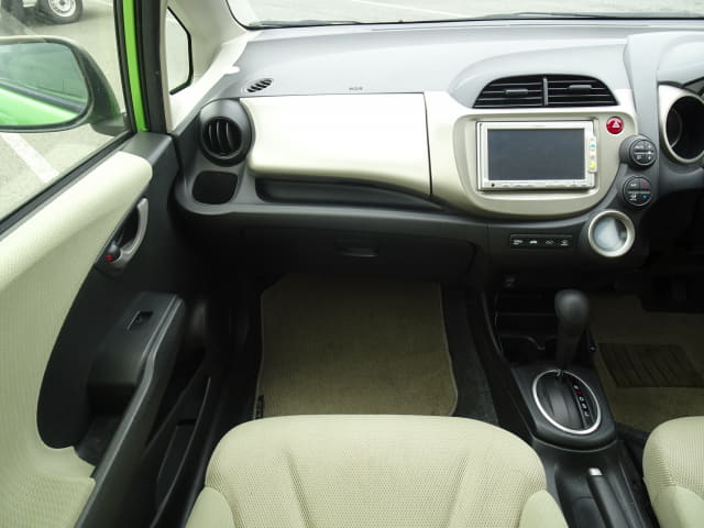 2011 HONDA Fit Hybrid