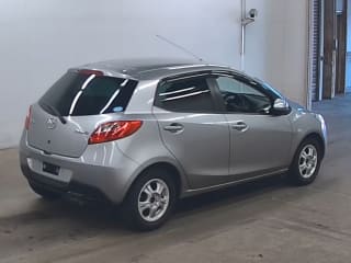 2011 MAZDA Demio