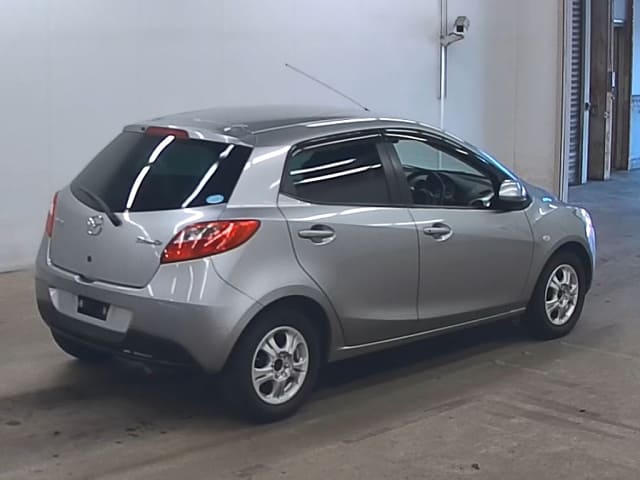 2011 MAZDA Demio
