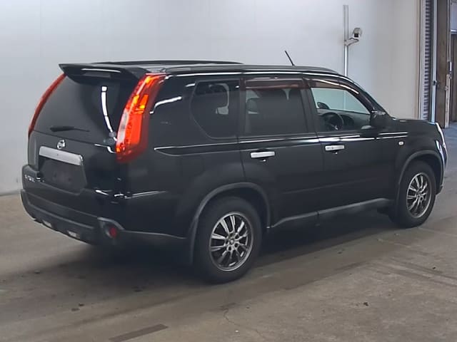 2011 NISSAN X-Trail