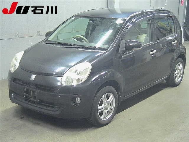 TOYOTA Passo