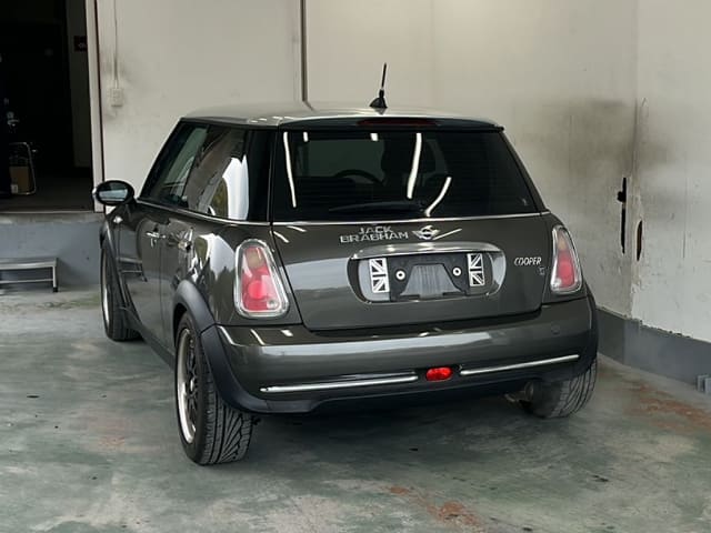 2006 BMW MINI