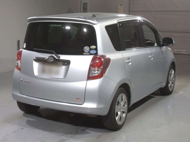 2010 TOYOTA Ractis