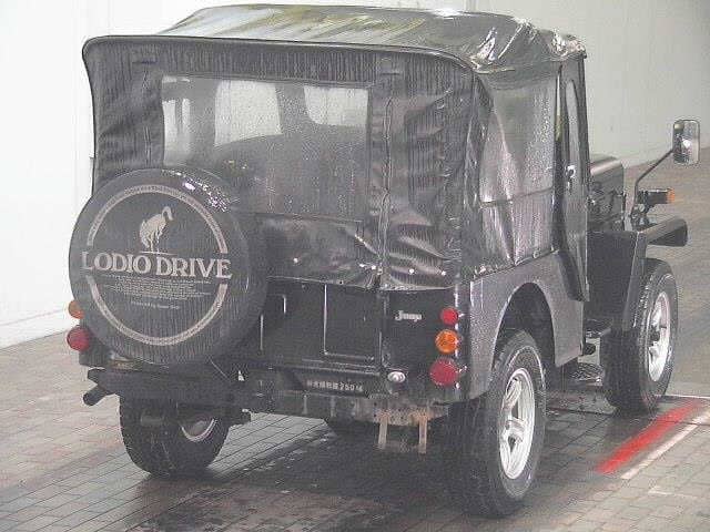 1988 MITSUBISHI Jeep