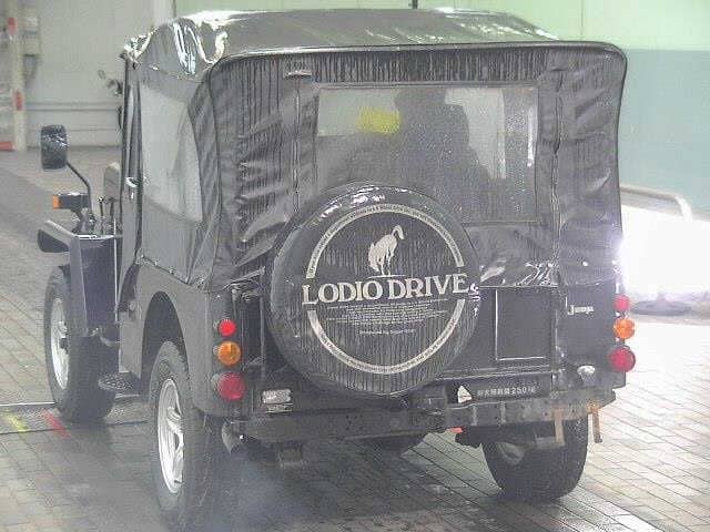 1988 MITSUBISHI Jeep