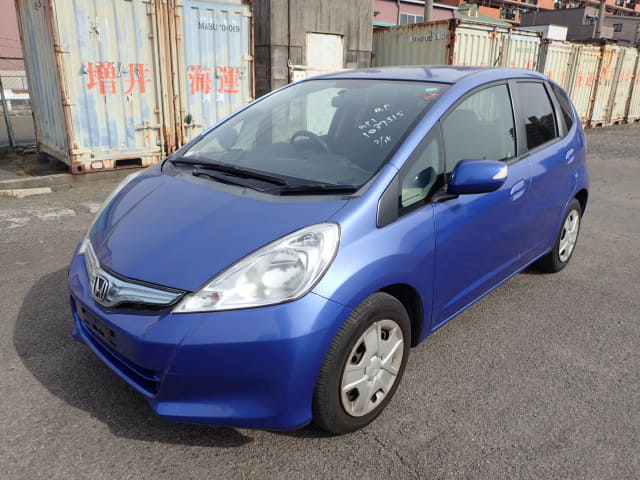 2011 HONDA Fit Hybrid