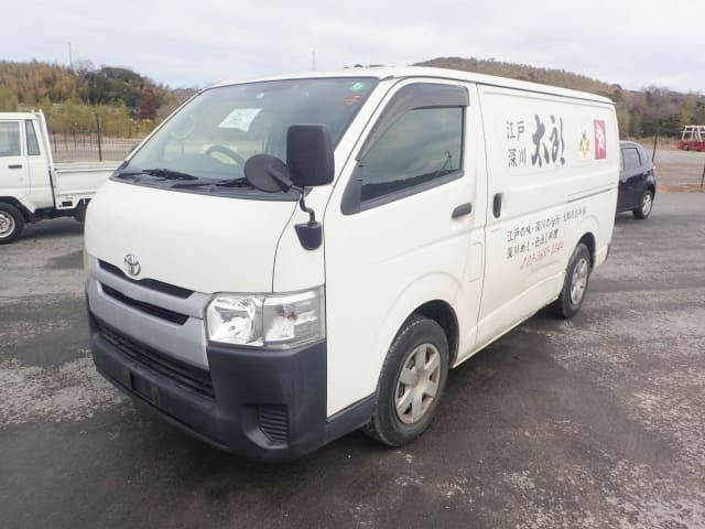 TOYOTA Hiace Van