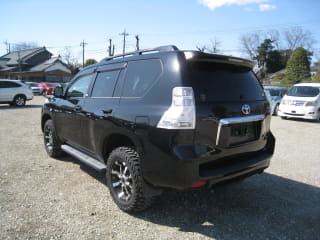 2011 TOYOTA Land Cruiser Prado
