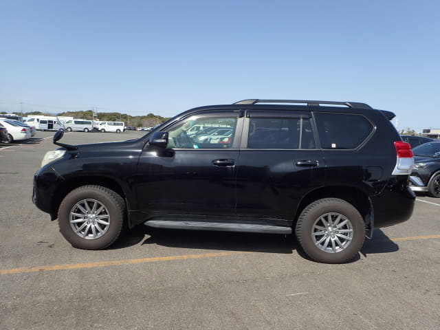 2011 TOYOTA Land Cruiser Prado