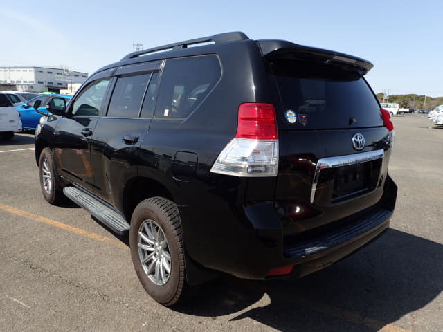 2011 TOYOTA Land Cruiser Prado