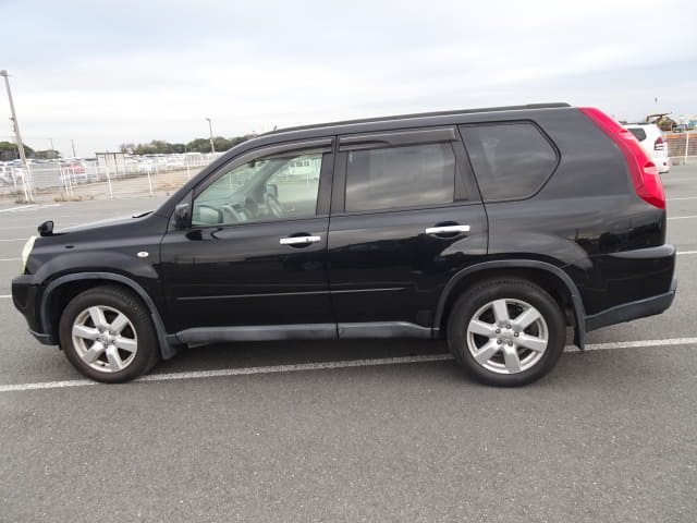2009 NISSAN X-Trail