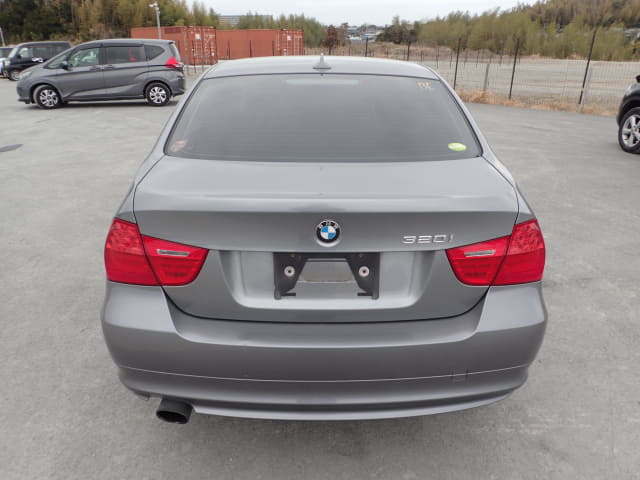 2011 BMW 3 Series