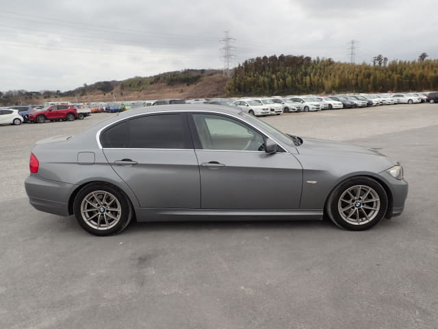 2011 BMW 3 Series