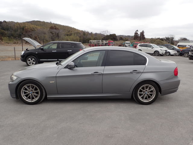 2011 BMW 3 Series