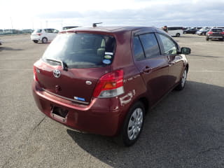 2009 TOYOTA Vitz