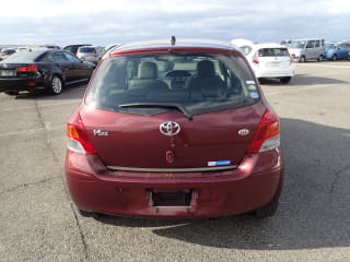 2009 TOYOTA Vitz