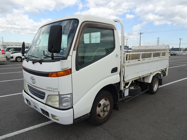 TOYOTA Dyna Truck