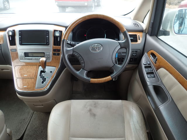 2007 TOYOTA Alphard