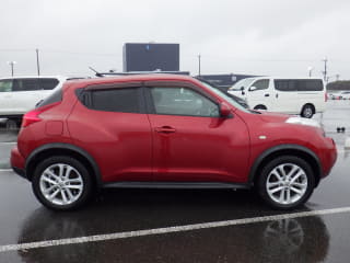2010 NISSAN JUKE