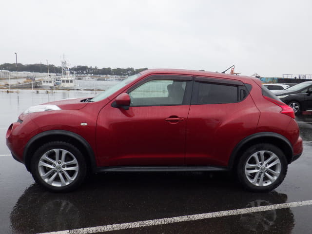 2010 NISSAN JUKE