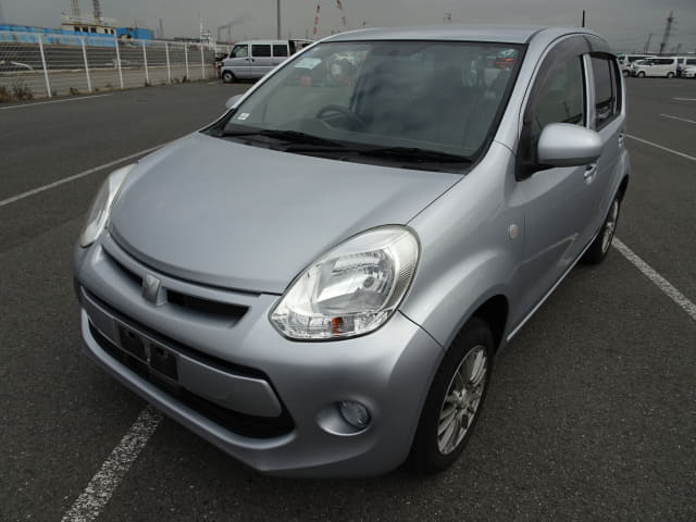 TOYOTA Passo