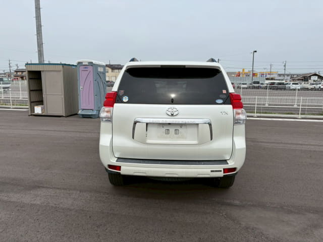 2011 TOYOTA Land Cruiser Prado