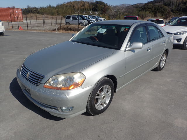 2004 TOYOTA Mark II