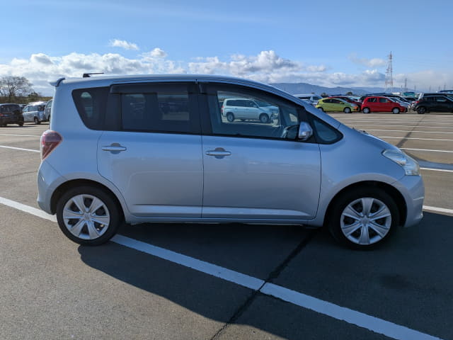 2010 TOYOTA Ractis