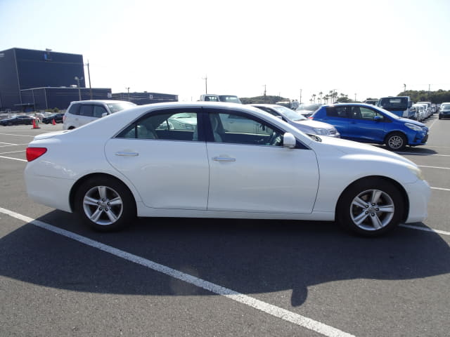 2010 TOYOTA Mark X