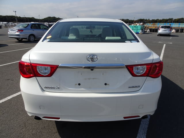 2010 TOYOTA Mark X