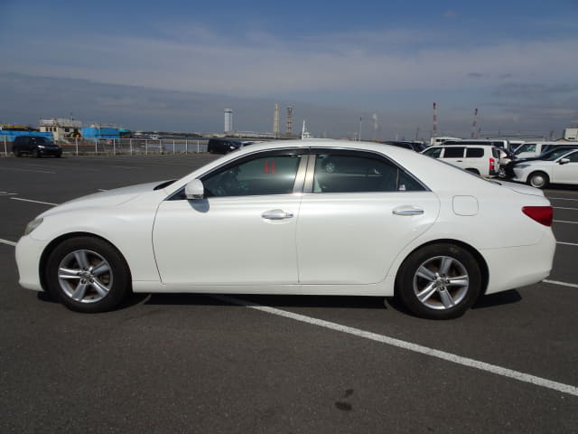 2010 TOYOTA Mark X