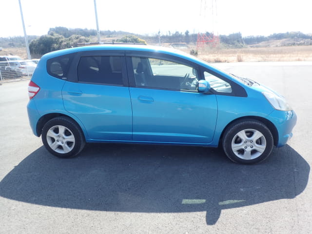 2009 HONDA Fit