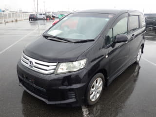 2011 HONDA Freed Spike